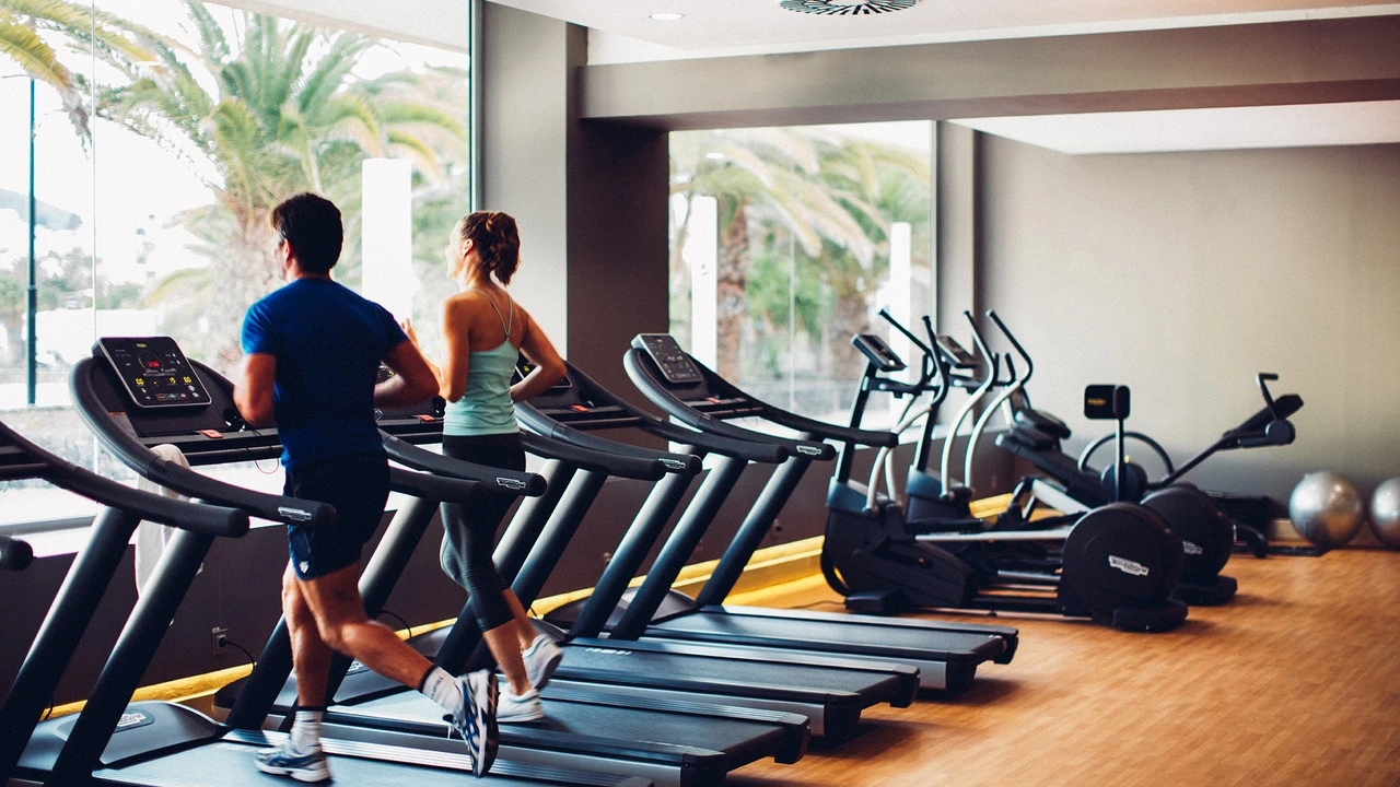 Ni el colesterol ni el tabaco: la Asociación Americana del Corazón avisa sobre el factor que reduce un 80% el riesgo de muerte