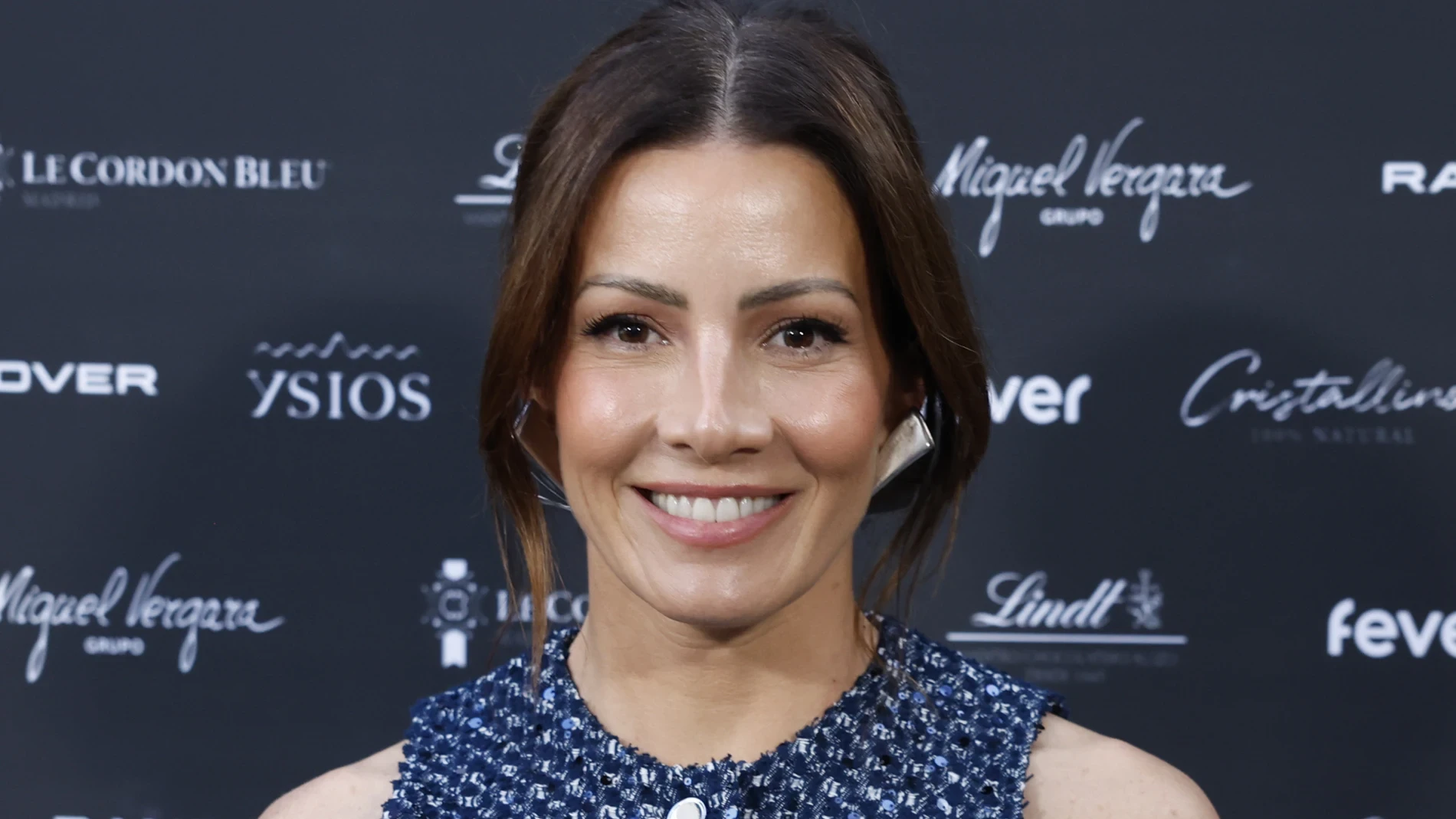 Virginia Troconis confirma el conjunto de Sandro que arrasa esta temporada: el look de invitada moderna que estiliza y brilla (literalmente)