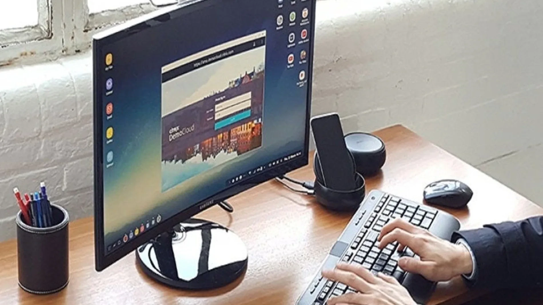 La advertencia de una experta laboral: tu empresa sí puede revisar tu historial si cumple esta condición