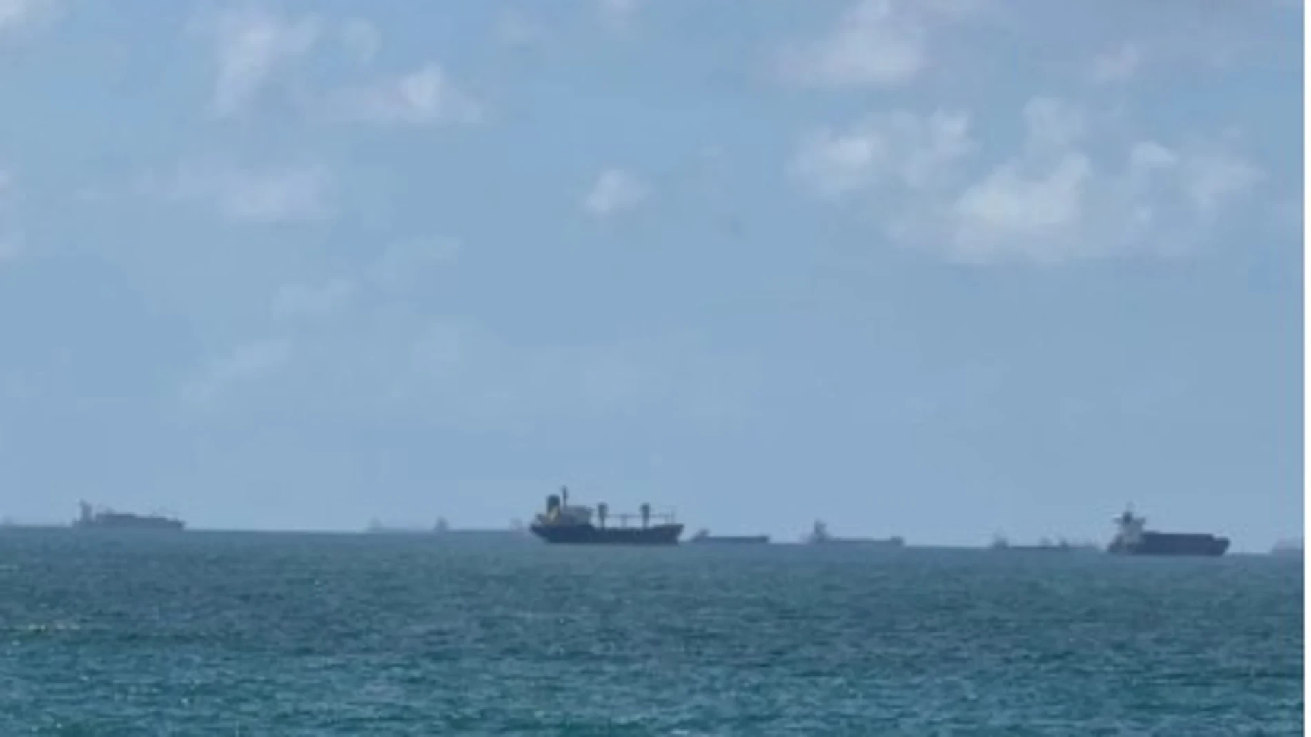La acumulación de barcos sin descargar hace temer una subida del precio del trigo y maíz en Marruecos