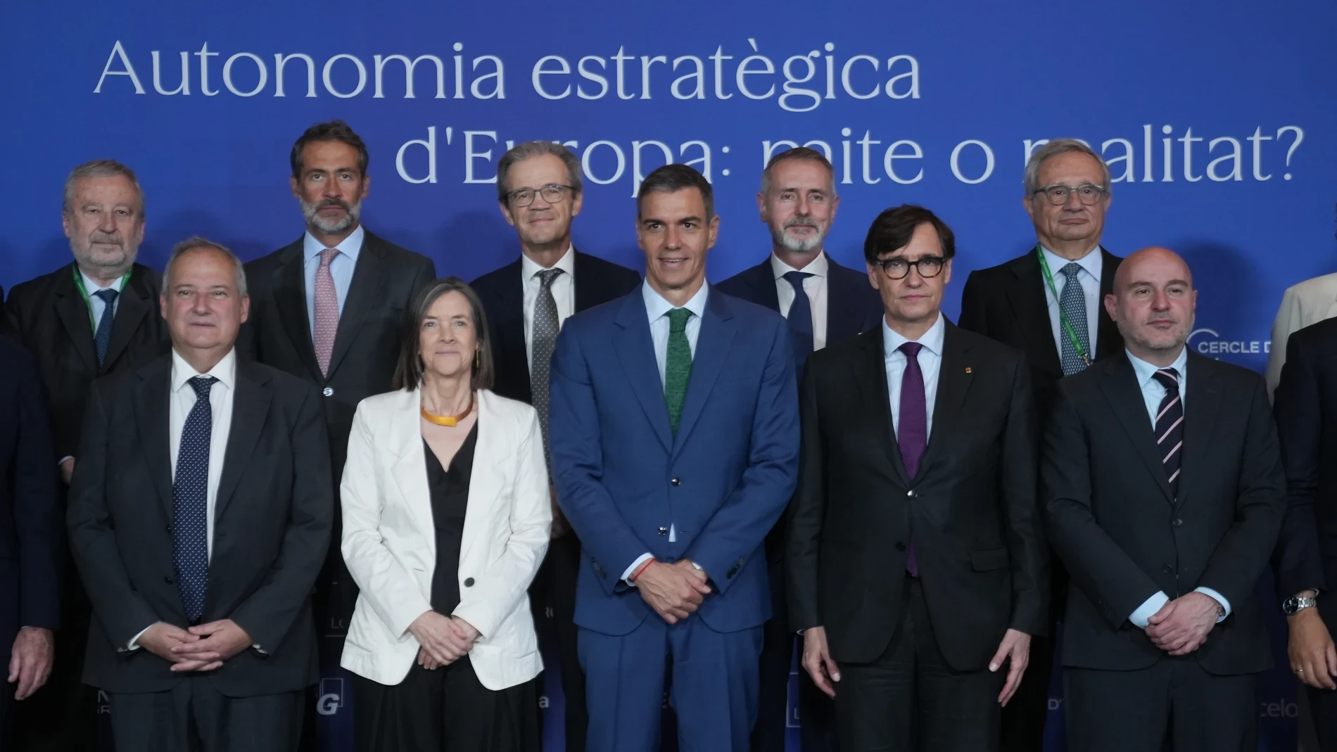 Sánchez defiende ante el empresariado catalán sus pactos con el independentismo: 