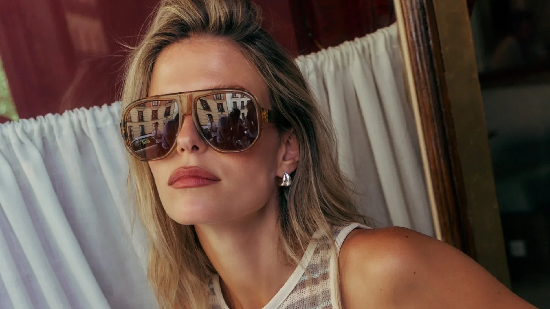 5 accesorios que transforman tus looks de oficina este mes de junio