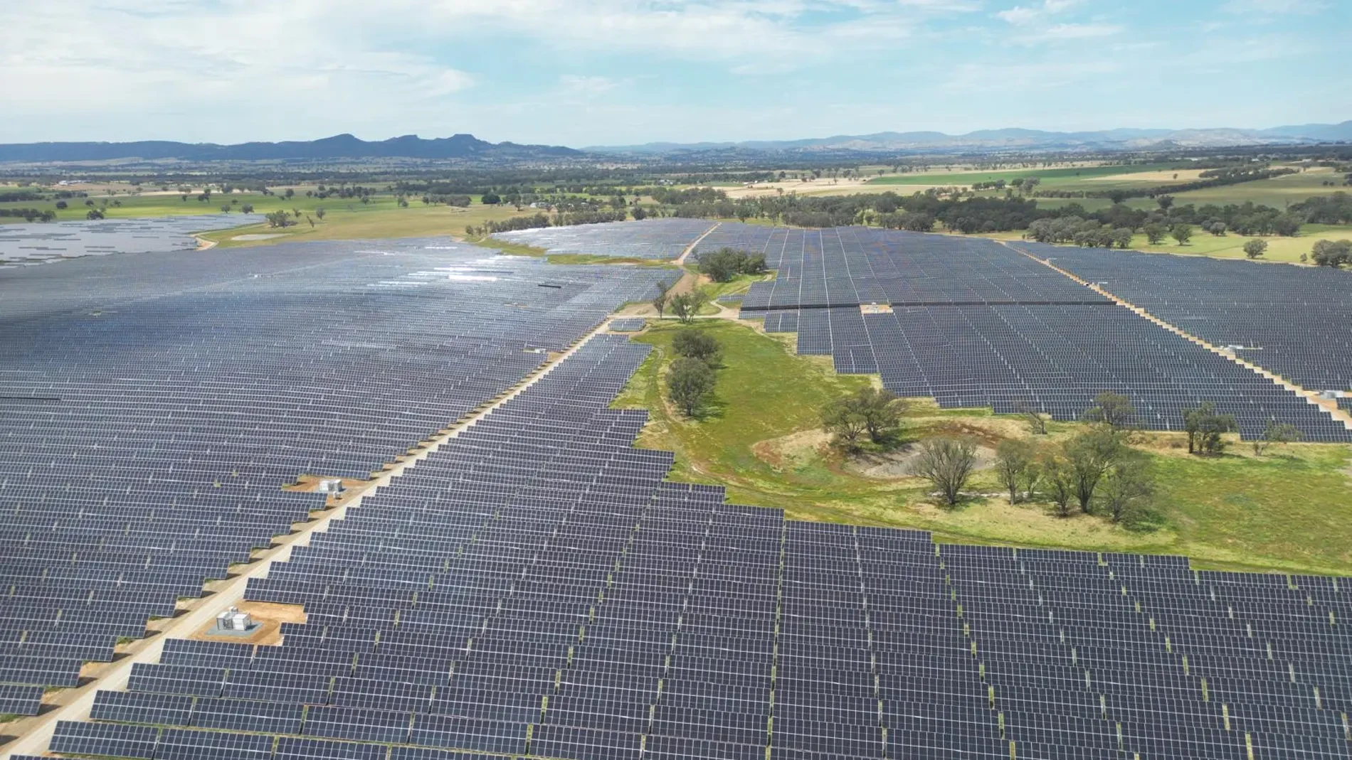 Naturgy da un salto gigante en Australia: pone en marcha dos nuevas plantas fotovoltaicas de 360 MW