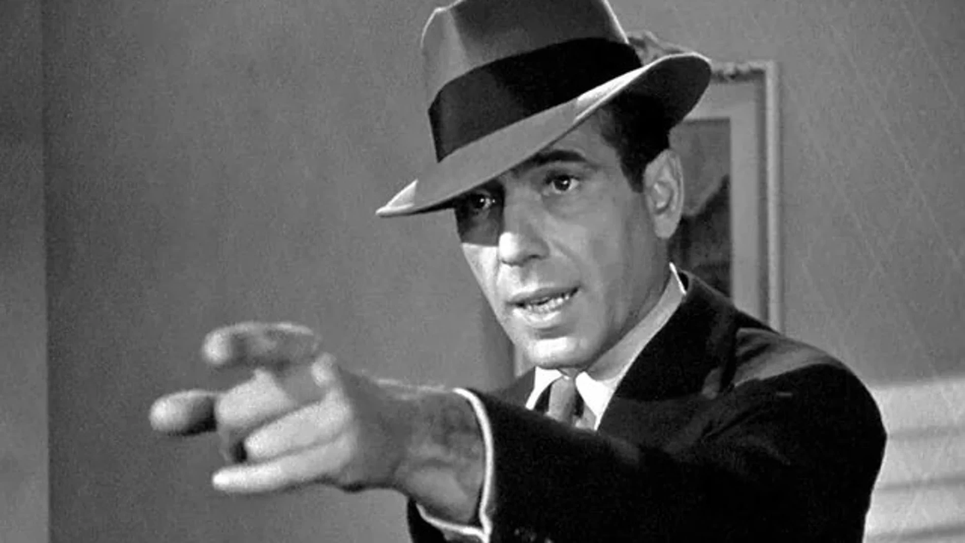 Philip Marlowe, el detective que desayunaba en copa