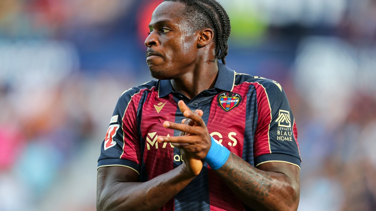 El Levante confirma una oferta por Etta Eyong y se pronuncia sobre el interés del Barcelona