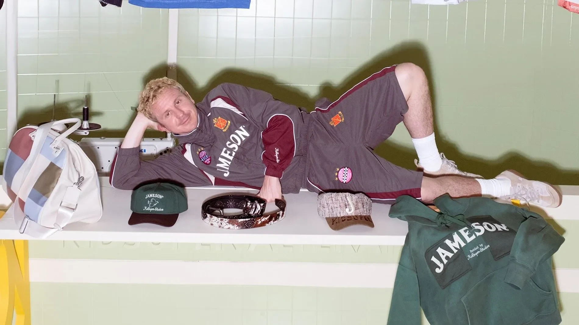 Jameson y KidSuper Studios firman un nuevo drop de streetwear que une la creatividad neoyorquina con más de 200 años de herencia irlandesa
