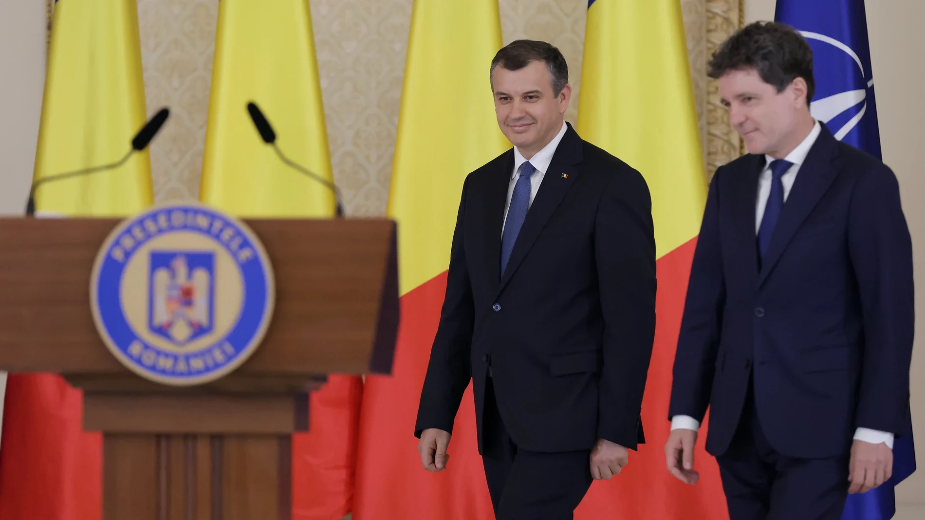 El presidente de Rumanía designa a su asesor Eugen Tomac como primer ministro