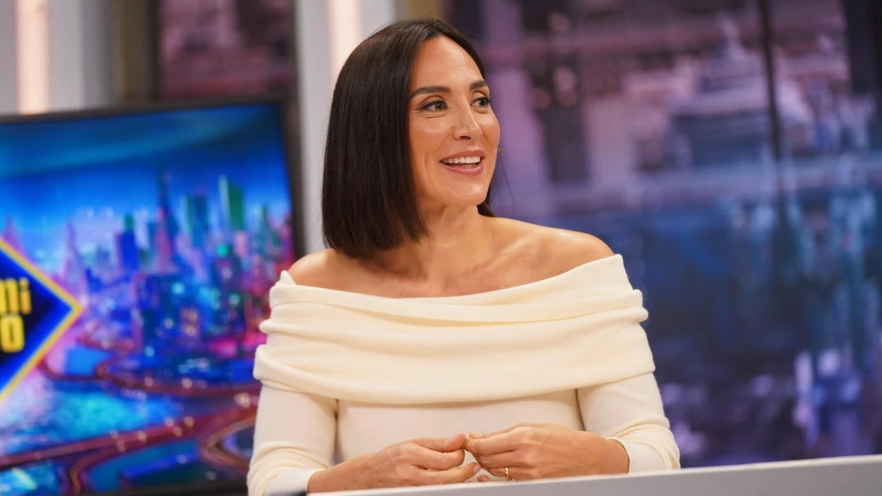 Nos vamos directas a Zara para copiarle el jersey de punto de Tamara Falcó: palabra de honor y muy favorecedor