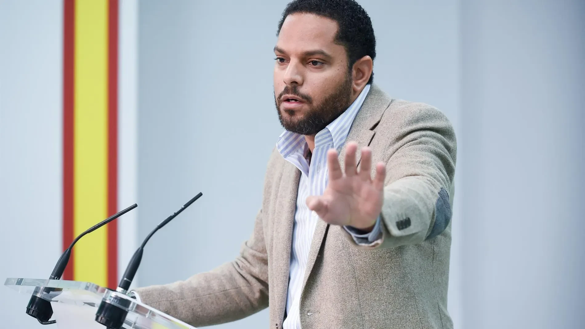 Juanma Moreno apura los plazos para desesperación de Vox: «Se está metiendo en un lío»