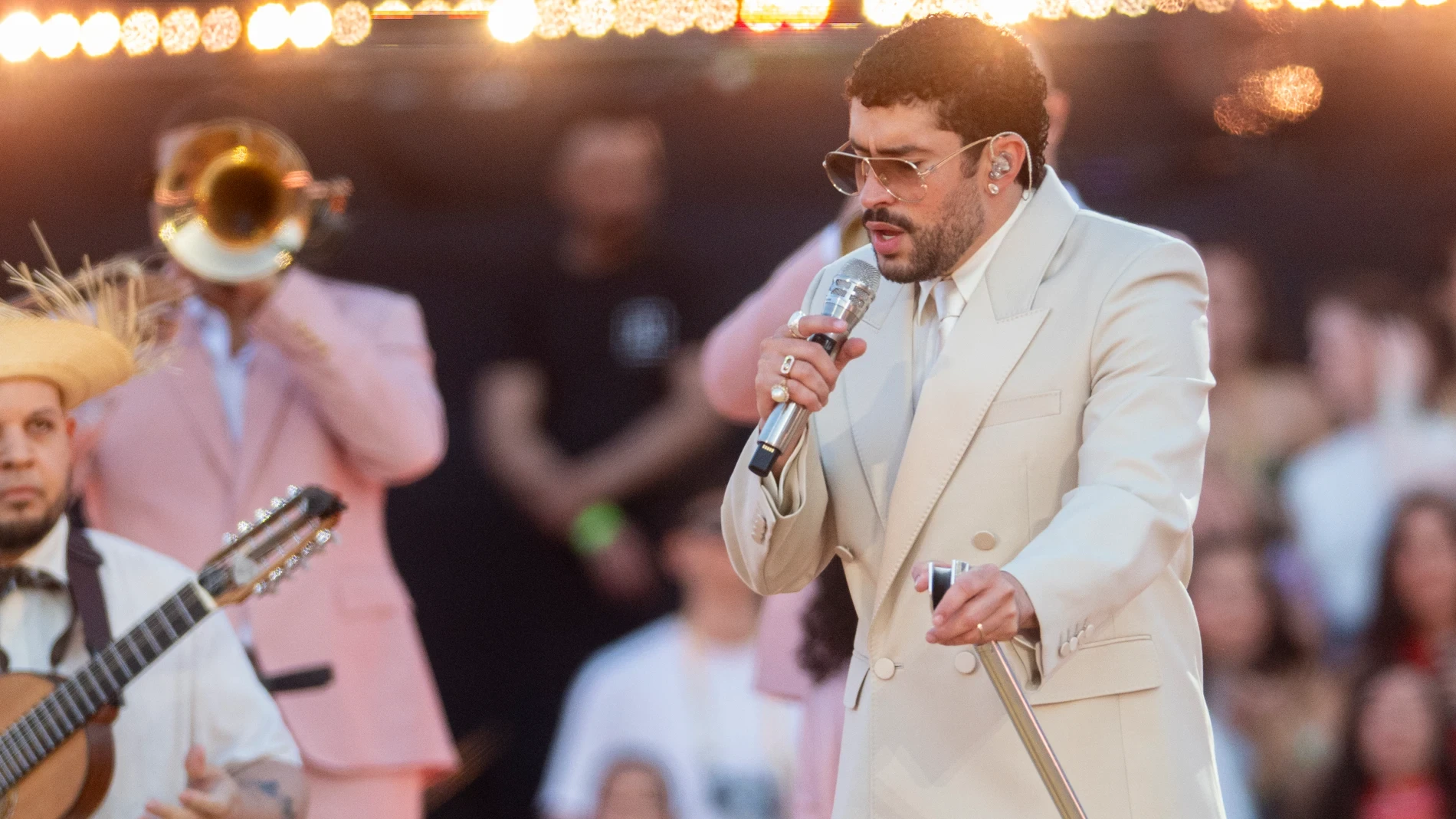 De Lamine Yamal a Bad Gyal: así fue la noche de famosos, reguetón y perreo en el gran regreso de Bad Bunny a España