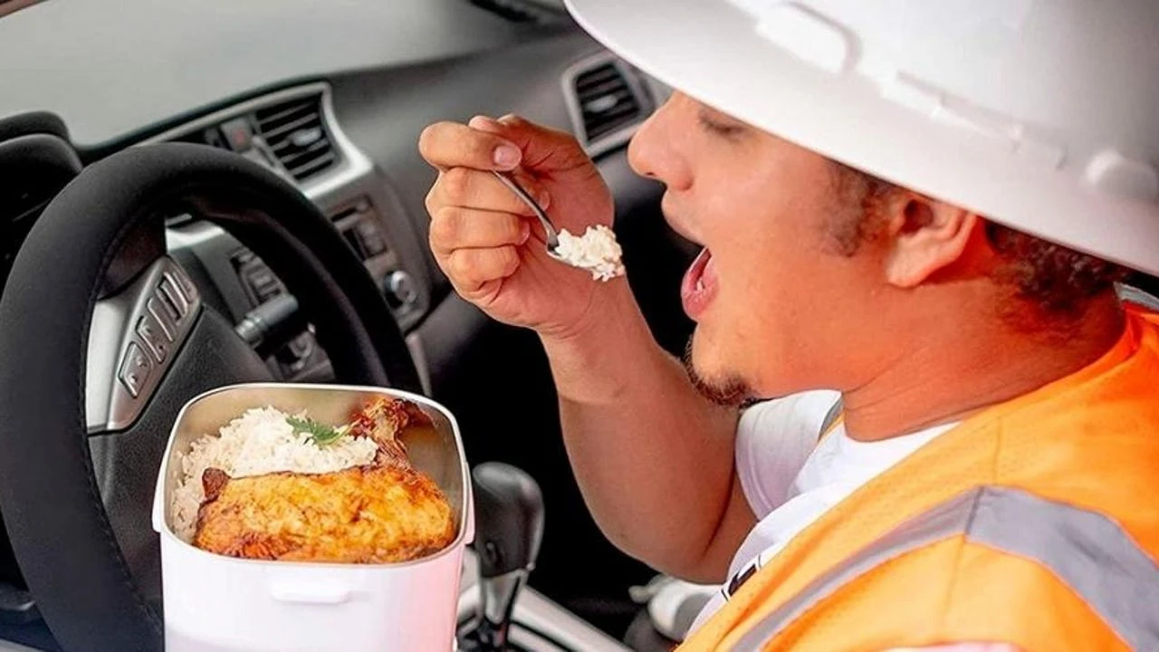 ¿La hora de comer debe pagarla la empresa? El Supremo aclara cuándo es tiempo efectivo de trabajo