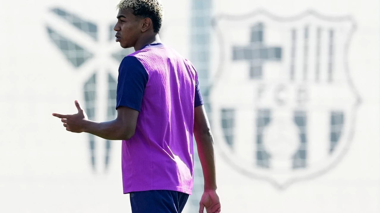 El mensaje de Flick a Lamine Yamal antes del Barcelona - PSG: 