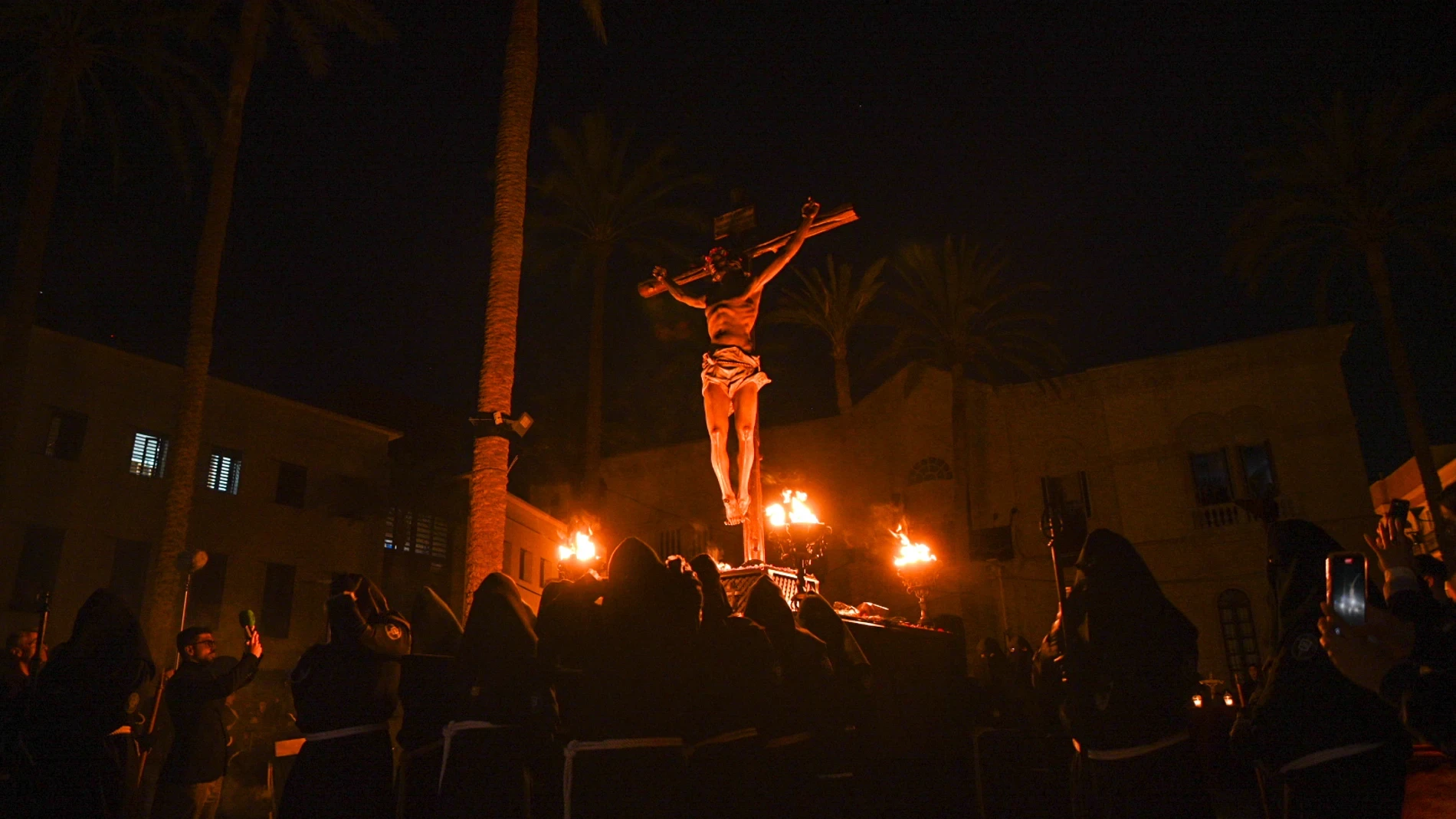 Almería Ciudad: una Semana Santa de fe y turismo al borde del Mediterráneo
