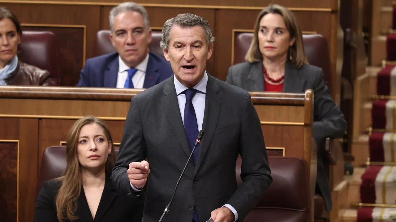 El plan de regeneración de Feijóo promueve el cese inmediato del fiscal general si es procesado