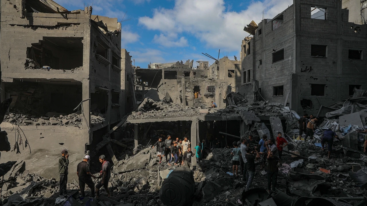 Israel vuelve a bombardear Gaza pese al alto fuego y acaba con la vida de una persona