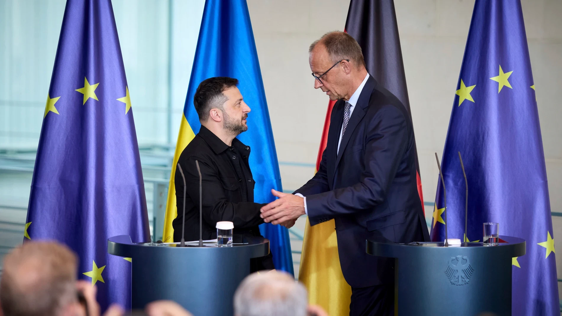 Zelenski rechaza la idea de Merz para Ucrania de ser un 