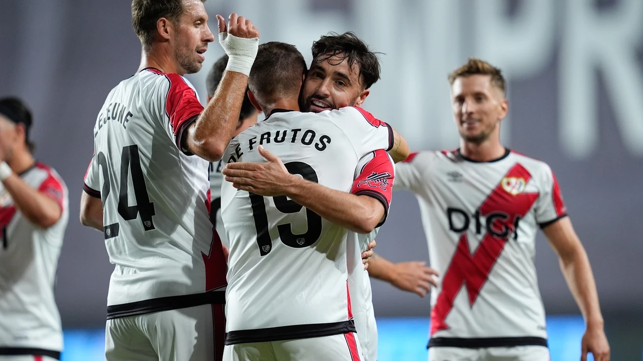 El futbolista del Rayo Vallecano que Presa espera que siga los pasos de De Frutos y sea convocado con la Selección