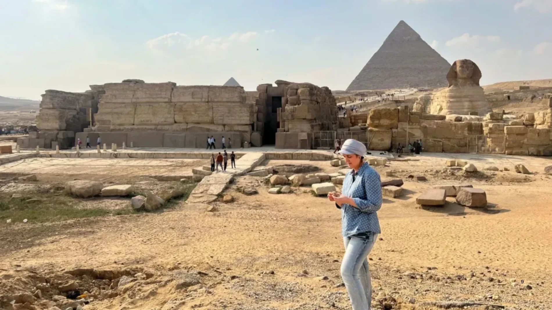 Hallazgo histórico en el Delta del Nilo: desentierran una estatua de seis toneladas del faraón Ramsés II en Tell El-Faraoun
