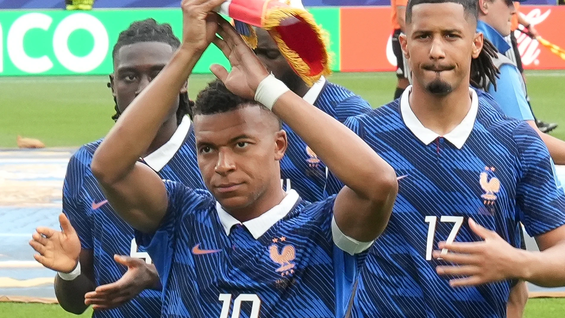 Mbappé revela la oferta que tiene sobre la mesa: 