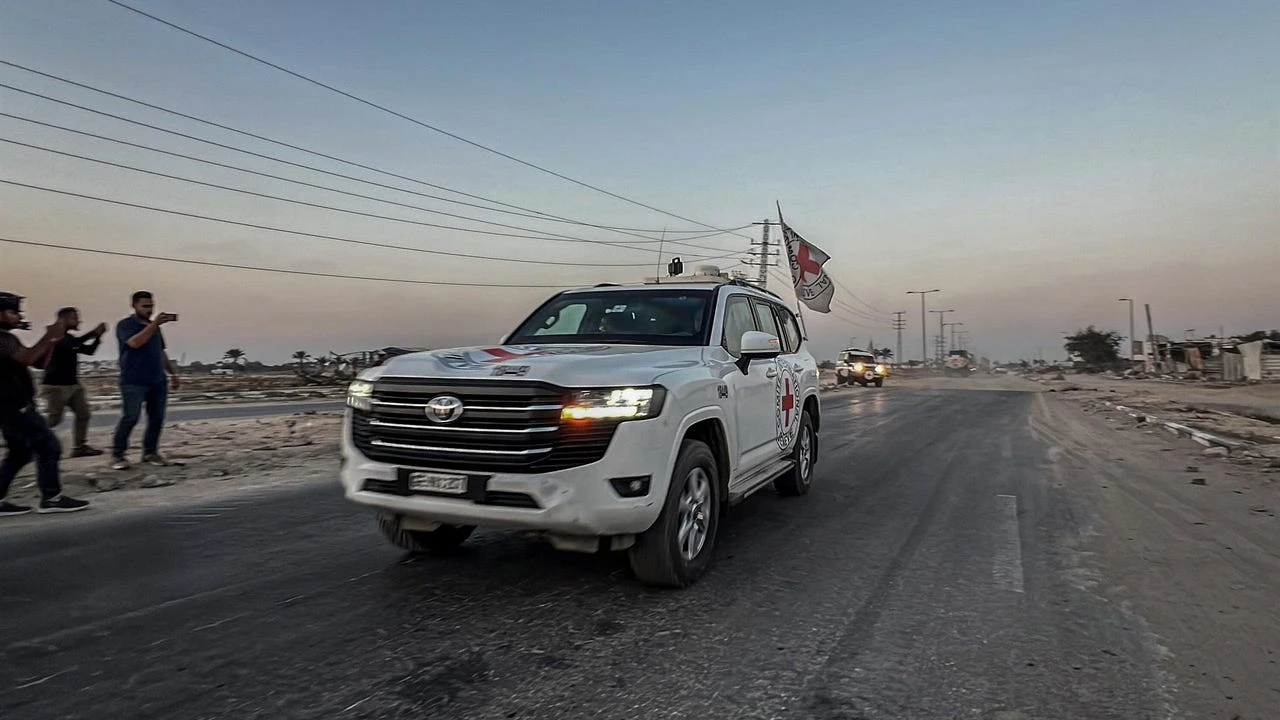 Gaza anuncia haber recibido 15 cuerpos entregados por Israel como parte del acuerdo