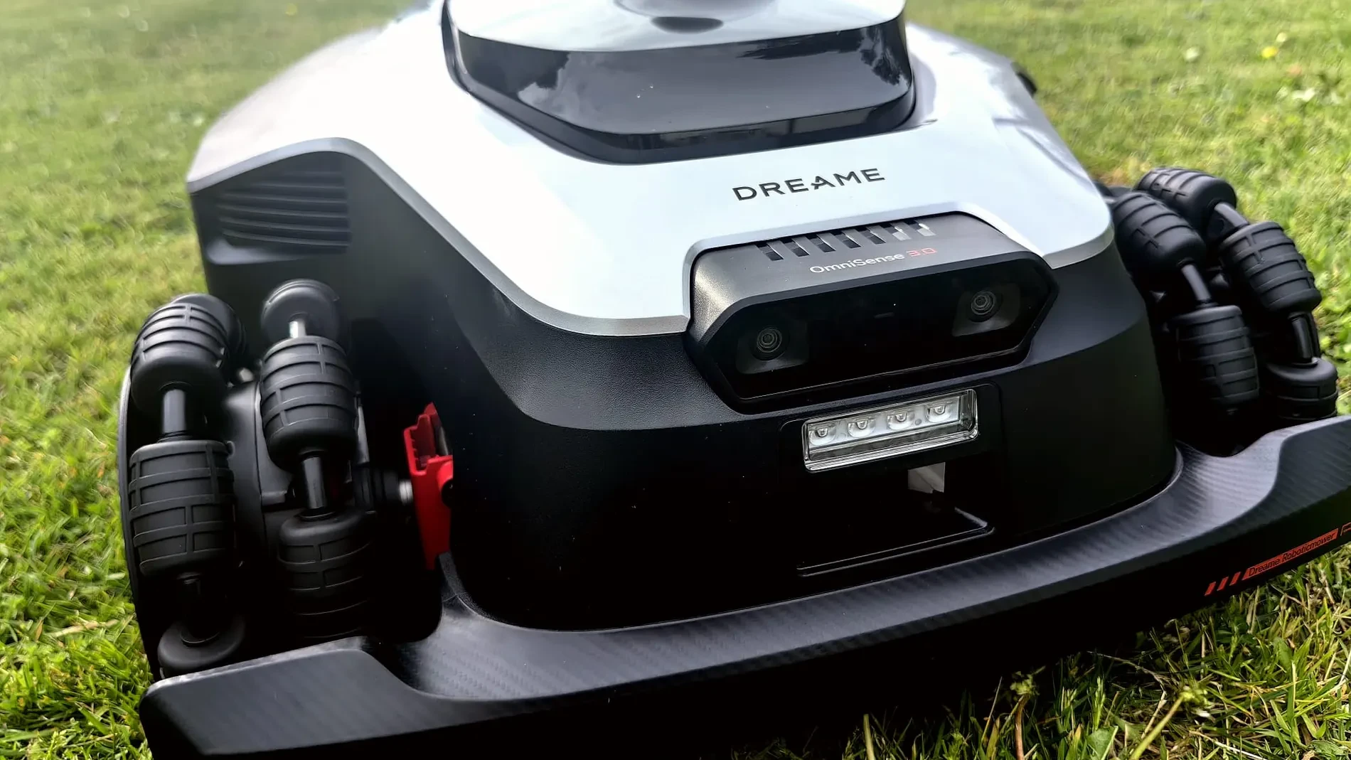 El gadget del sábado: Dreame A3 AWD Pro 3500, un rover de la NASA en el jardín