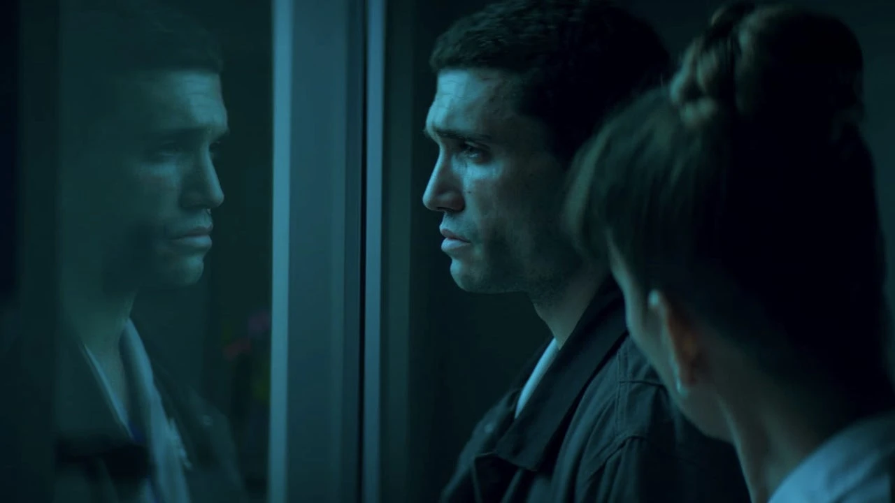 Crítica de 'Reversión': ¿Quién soy? ¿Y vosotros? ★★★