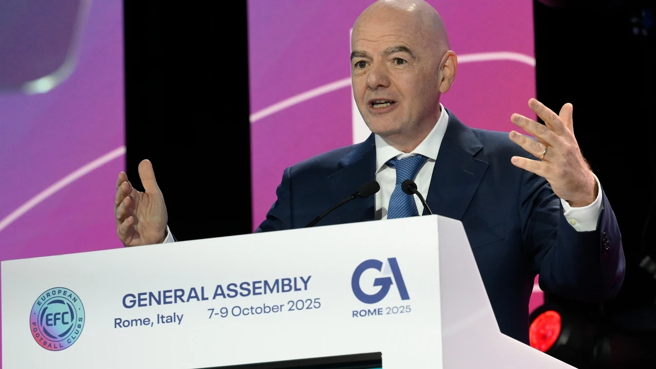 La FIFA busca prohibir los partidos de liga que se celebren en el extranjero tras la decisión del Villarreal-Barça