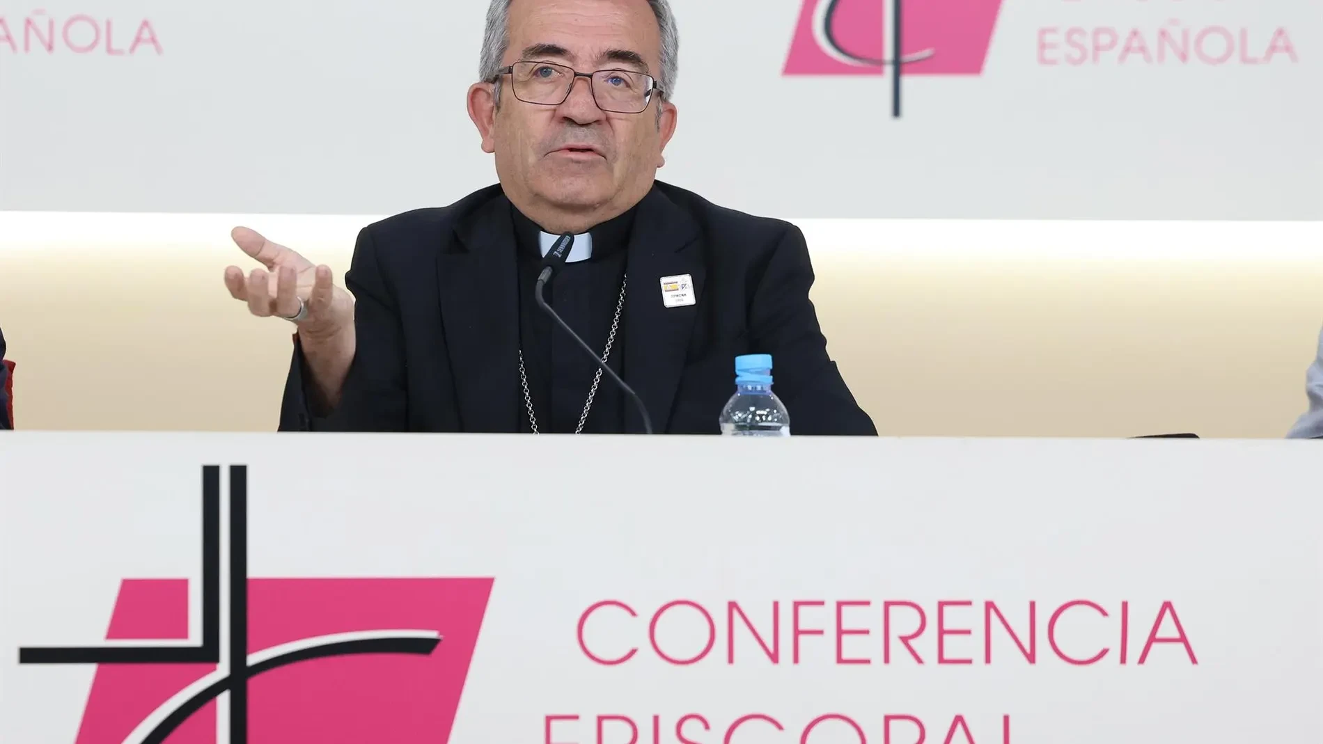 «Nunca he pedido elecciones, solo ir con la Constitución»