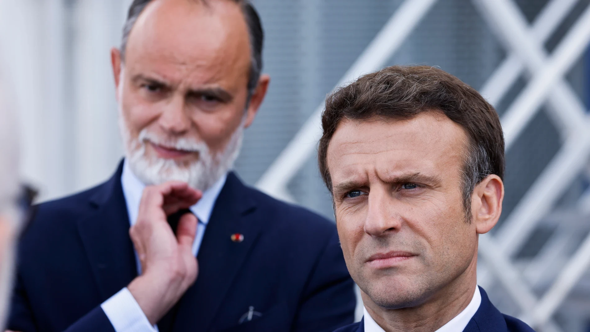 La derecha francesa se atomiza a un año de las elecciones