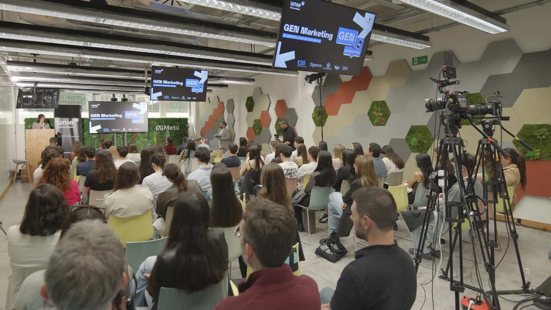 El talento encuentra su camino hacia el mundo real