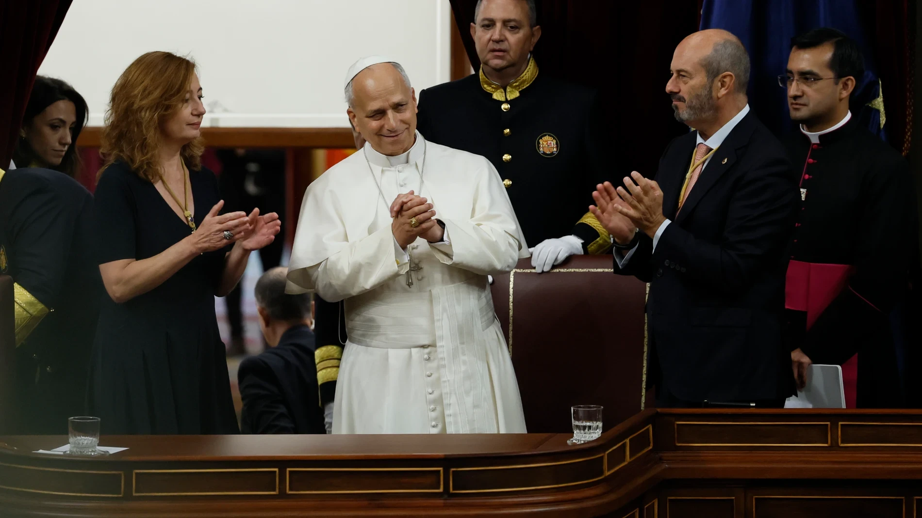 Alzar la mirada contra la polarización