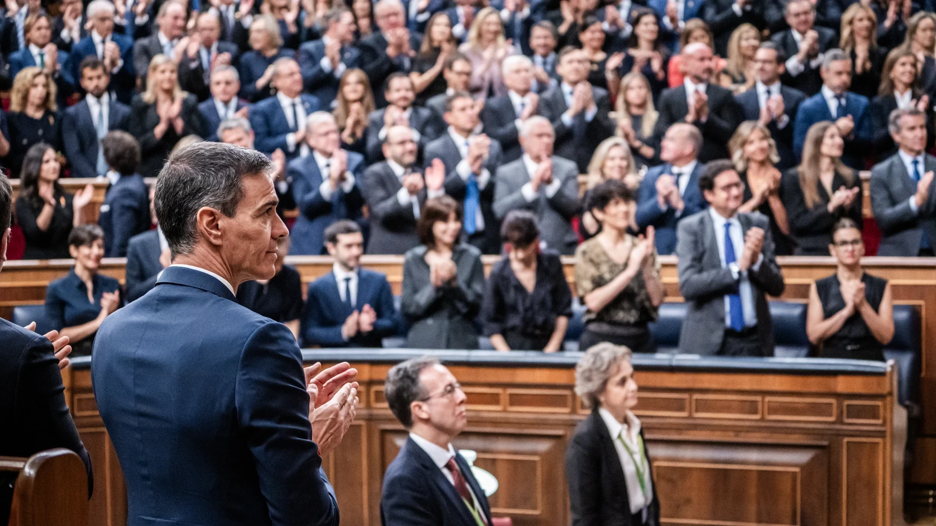 Lo que Pedro Sánchez descubrió al contemplar el poder del Papa León XIV