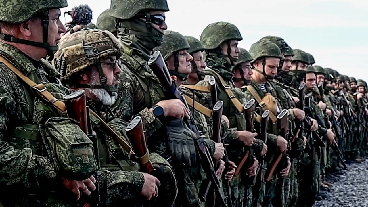 Un exministro ruso rompe el silencio sobre el final de guerra en Ucrania: 