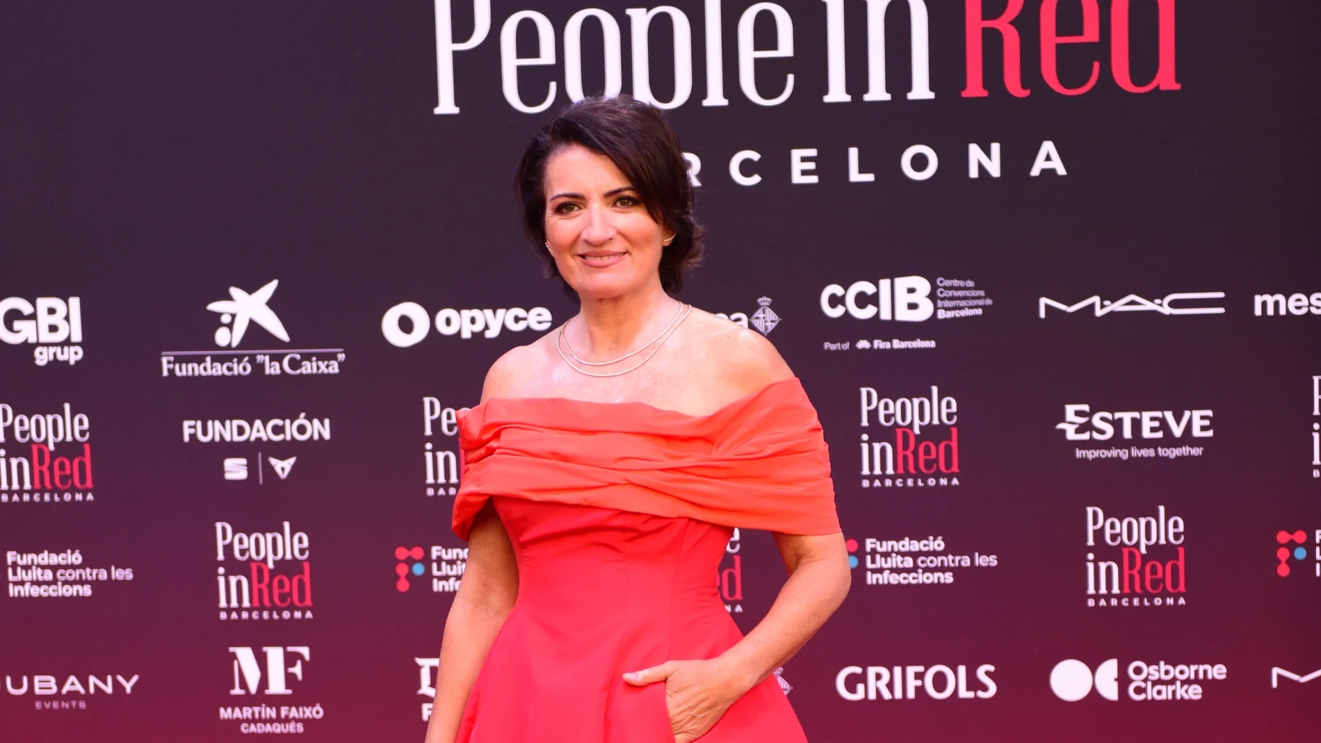 Del rojo pasión de Silvia Abril a la elegancia eterna de Laura Ponte: la alfombra roja más solidaria de Barcelona