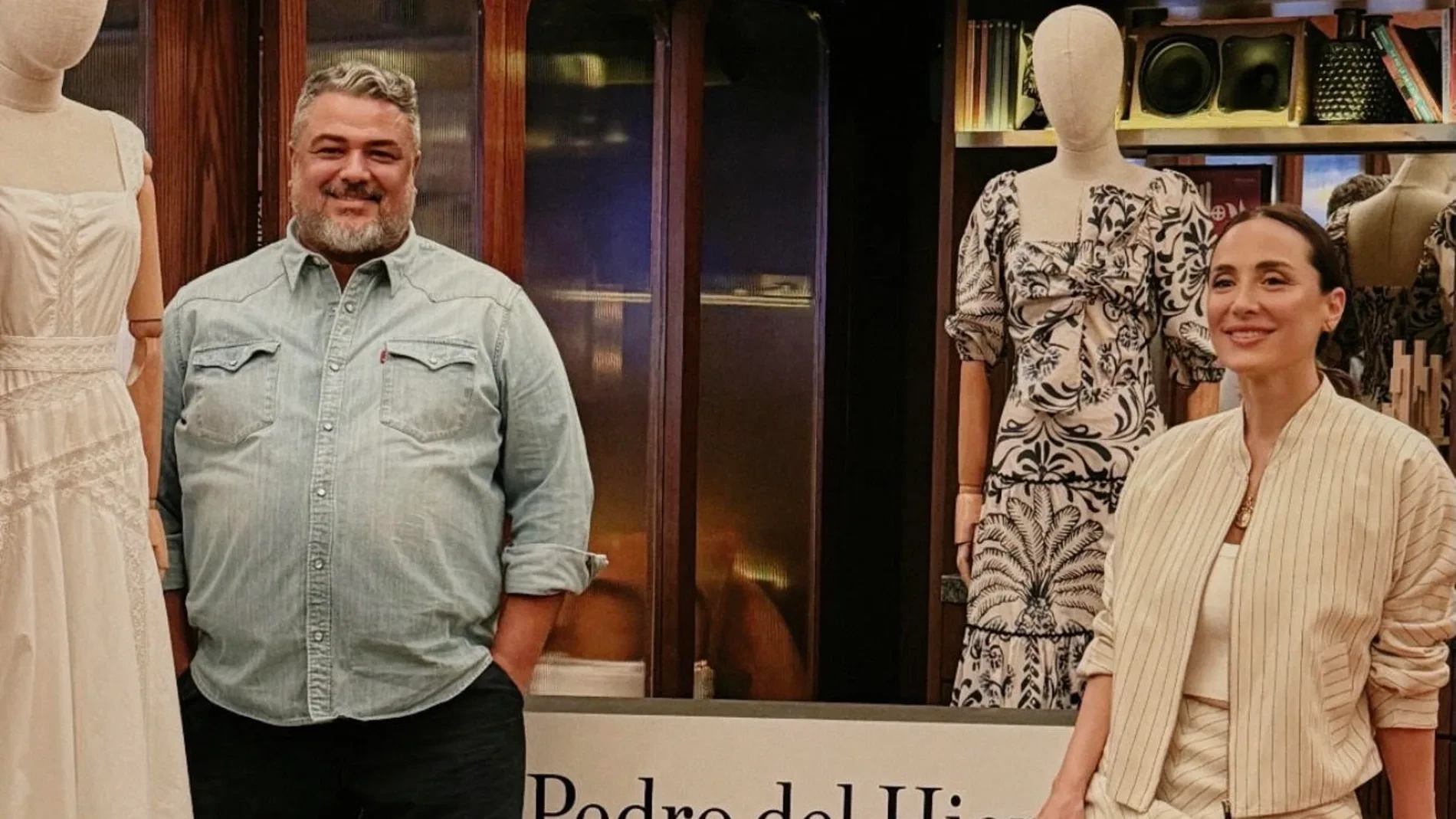 Tamara Falcó se adelanta a las rebajas de verano con el conjunto de Pedro del Hierro más elegante y favorecedor para la oficina