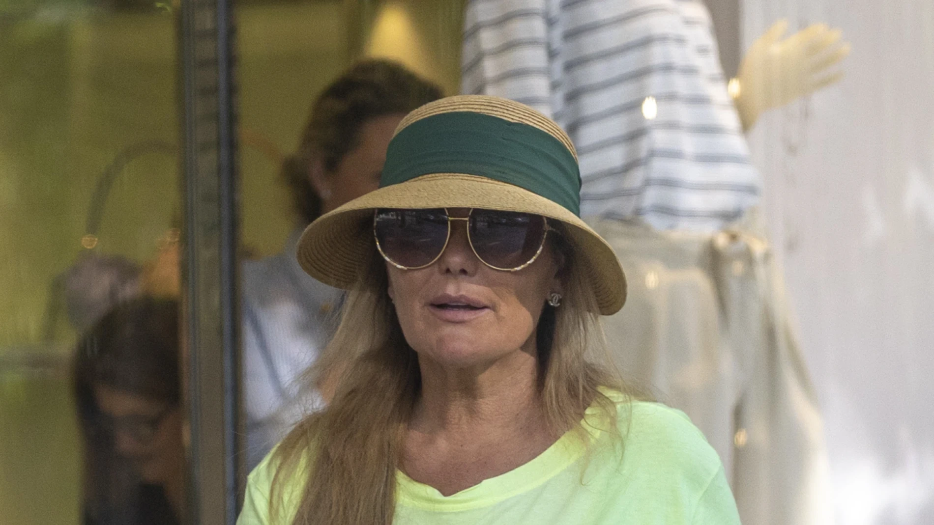 Lujo y compras: Amaia Montero se lame las heridas en Madrid antes de su gran concierto