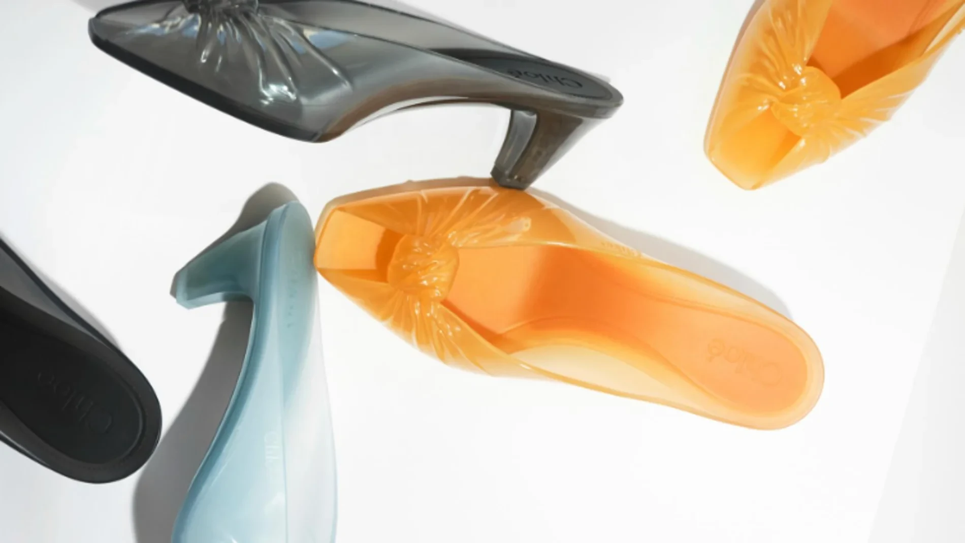 Los zapatos efecto cristal que dominan la primavera 2026 (y dónde conseguirlos)