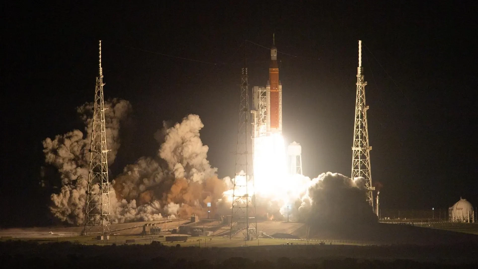 Despega Artemis II, pero la sombra de China sigue presionando