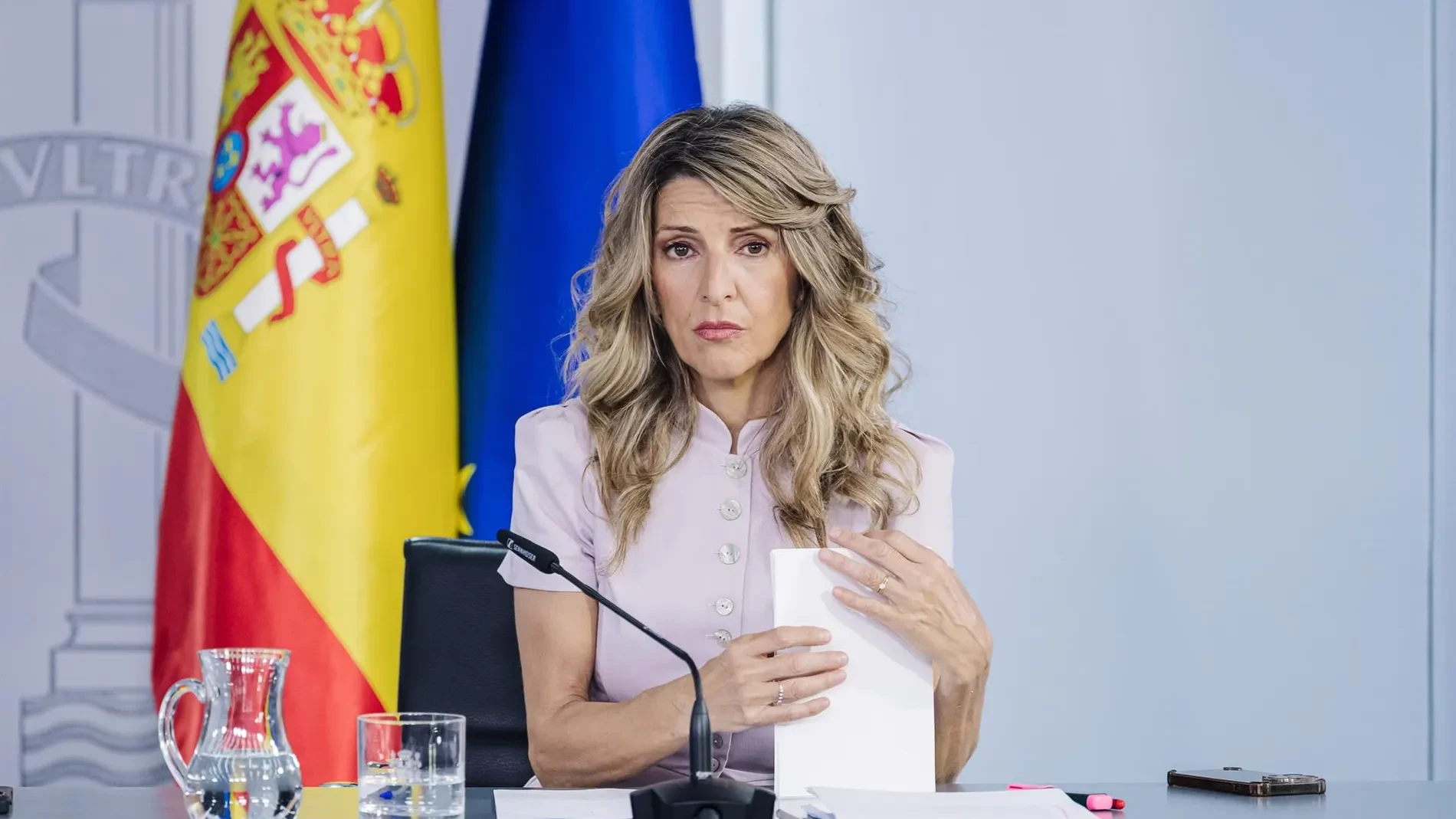 Yolanda enfurecida porque el Congreso no aprueba su Decreto Ley