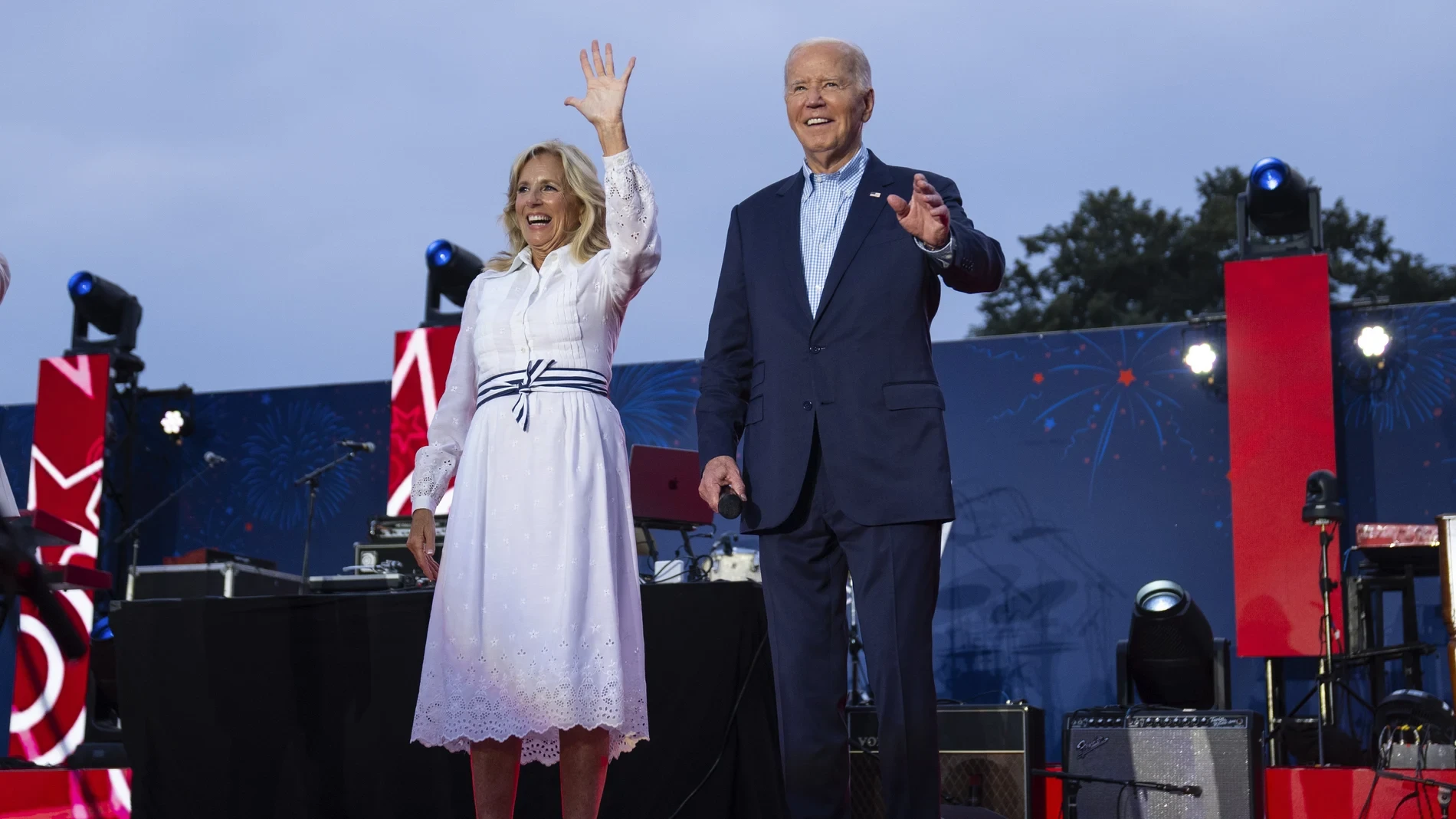 Jill Biden afirma que pensó que Joe estaba sufriendo un derrame cerebral durante su desastroso debate con Trump en 2024: 