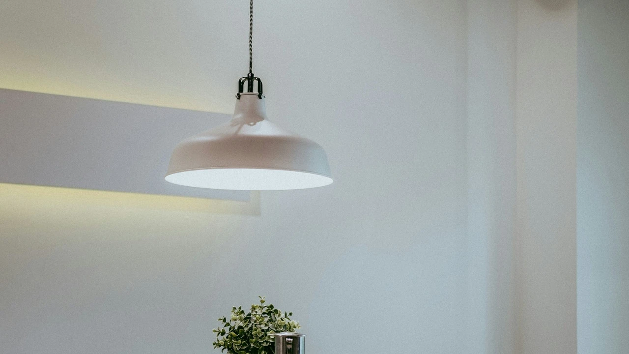 Adiós a los pasillos oscuros: el nuevo gadget de IKEA que soluciona tu casa por menos de 10 €