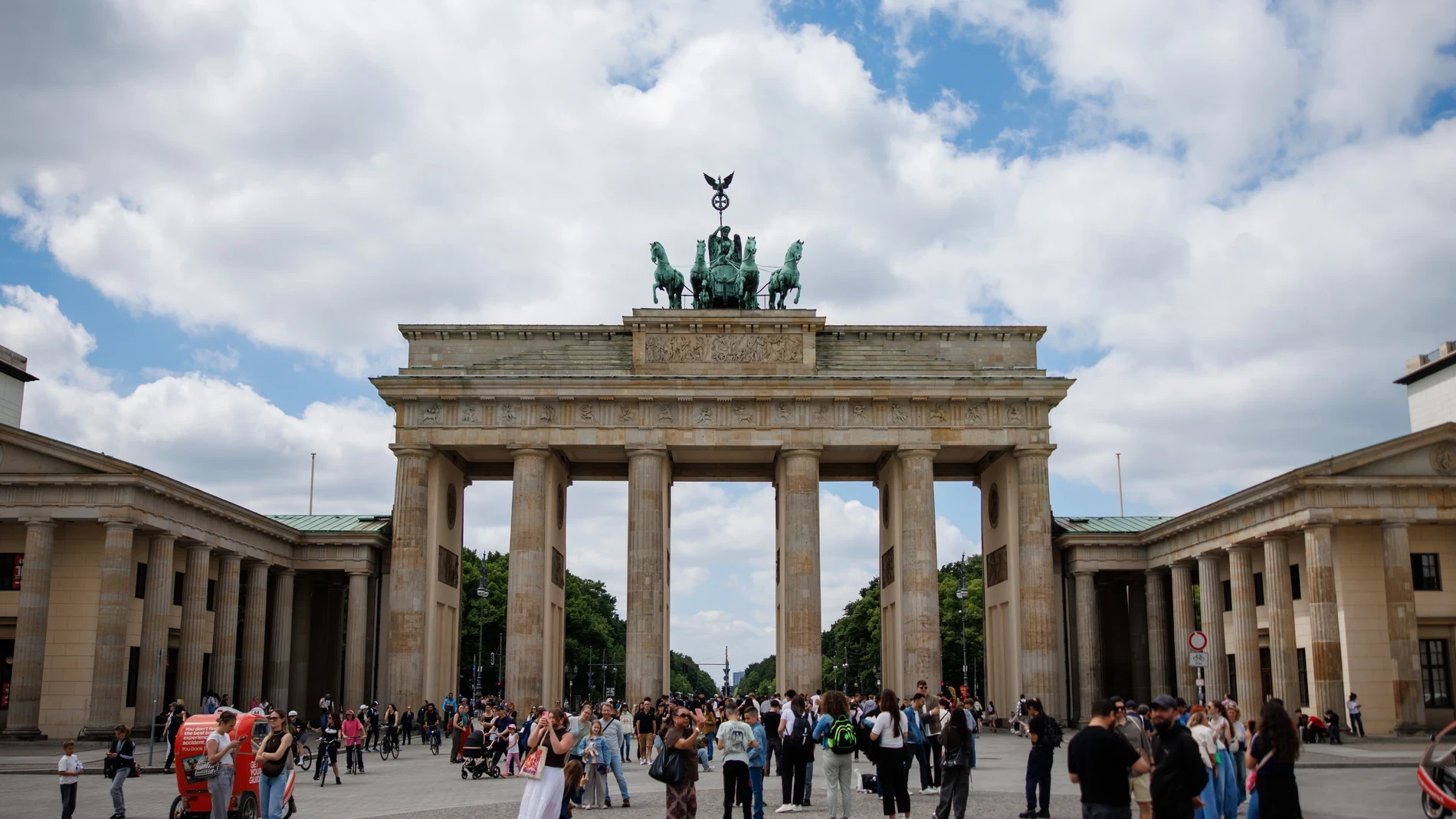 Al menos 20 heridos, tres de gravedad, por el descarrilamiento de un tranvía en Berlín