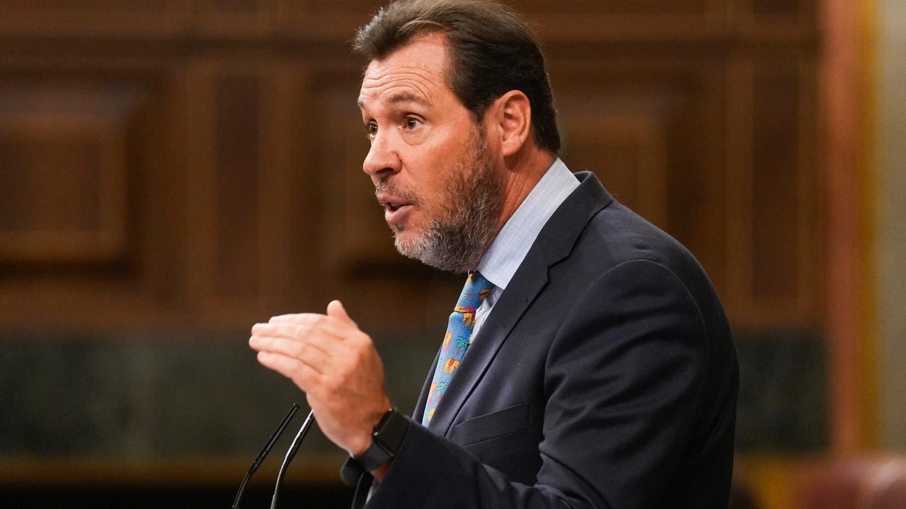 Ilia Topuria dice que no le importaría ser Presidente del Gobierno y Óscar Puente le responde con un meme