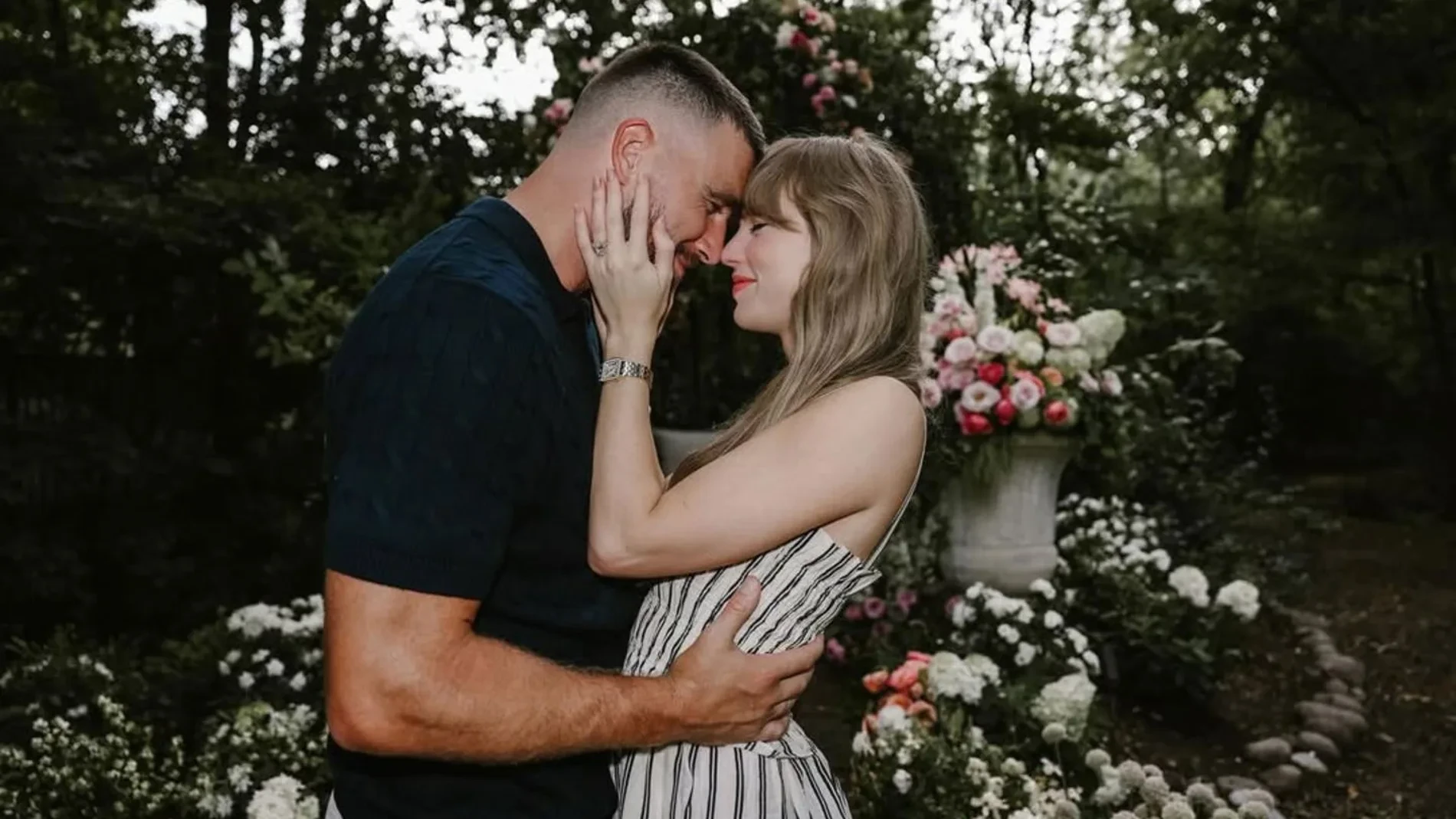 La exclusiva lista de invitados a la boda de Taylor Swift que incluye a su ex y a las estrellas más poderosas de la industria musical