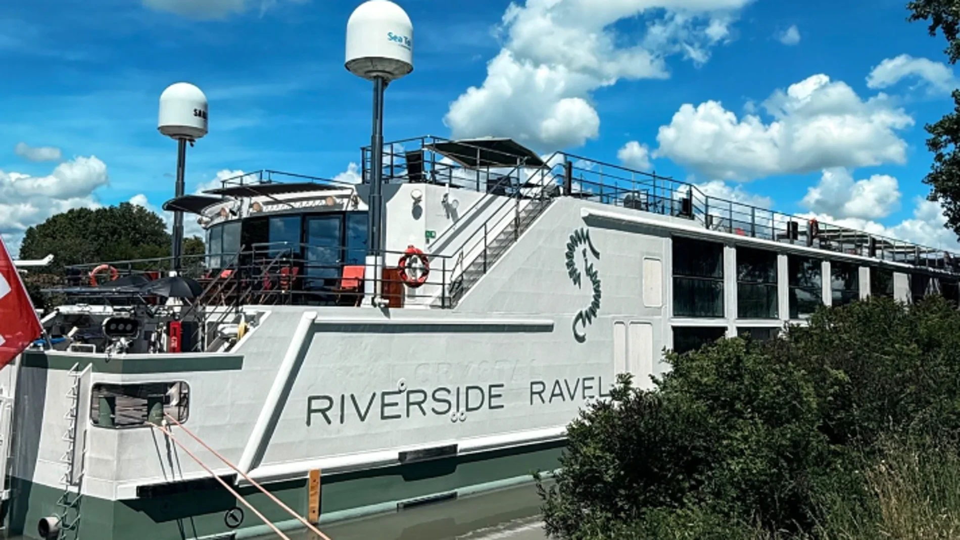 Crucero fluvial por la Provenza: vinos, trufas, pueblos medievales y el lujo de viajar sin prisas