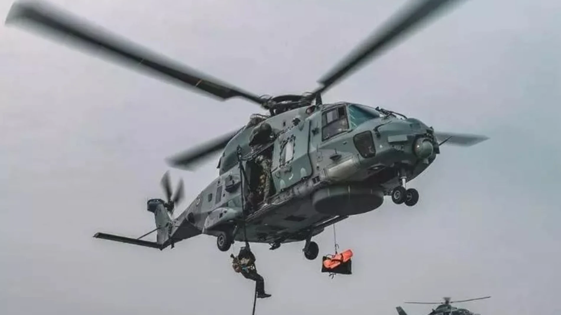 El helicóptero NH90 MSPT realiza sus primeras operaciones y se presenta como candidato a convertirse en el nuevo pilar de la Armada