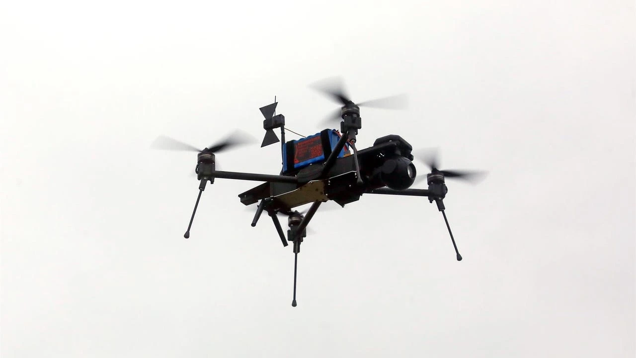 El muro antidrones que quiere construir Europa requeriría de millones de aparatos, según una fuente ucraniana