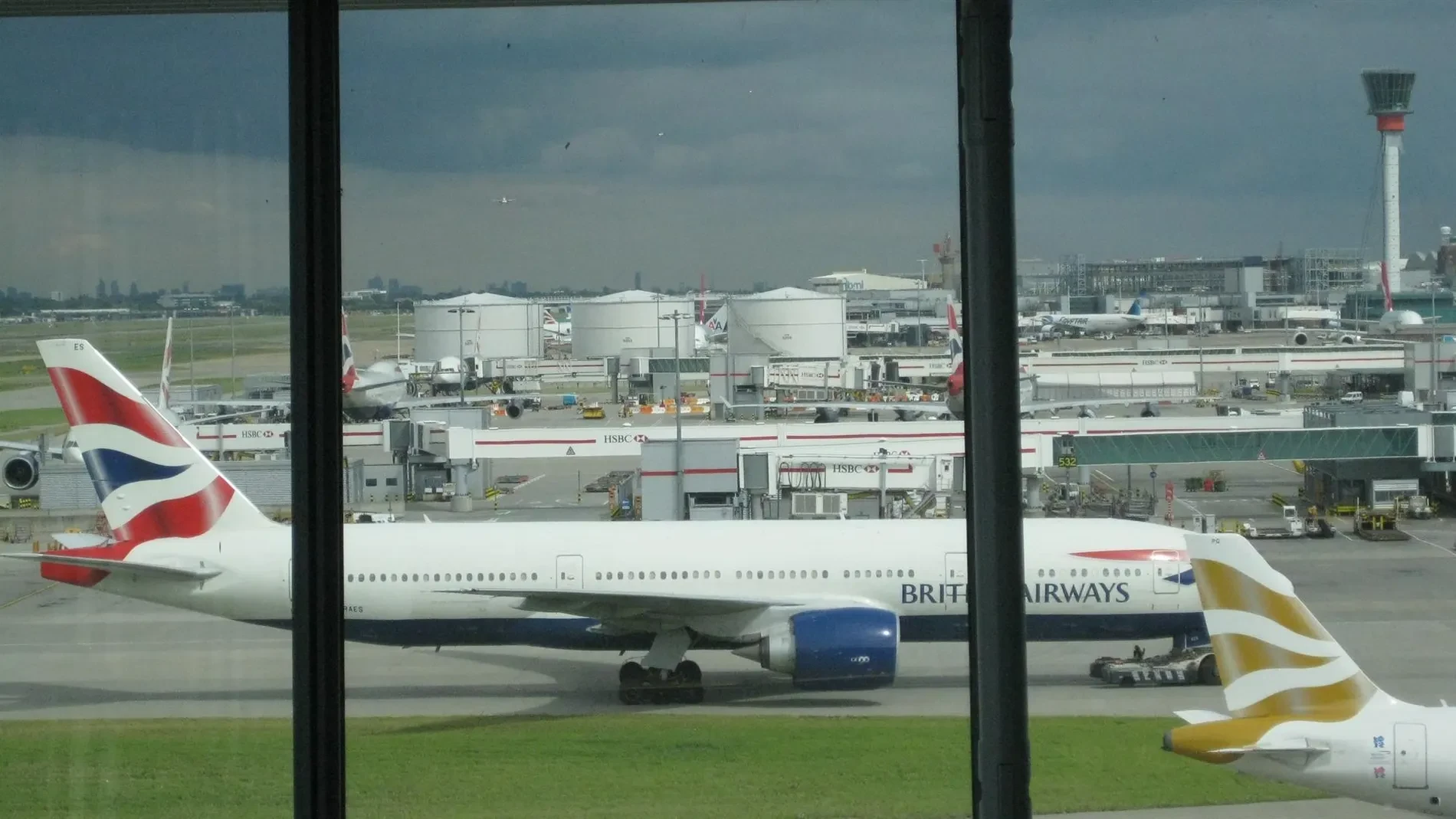 Varios heridos por un accidente en un hangar del aeropuerto de Fráncfort donde se ha visto involucrado un avión de Lufthansa