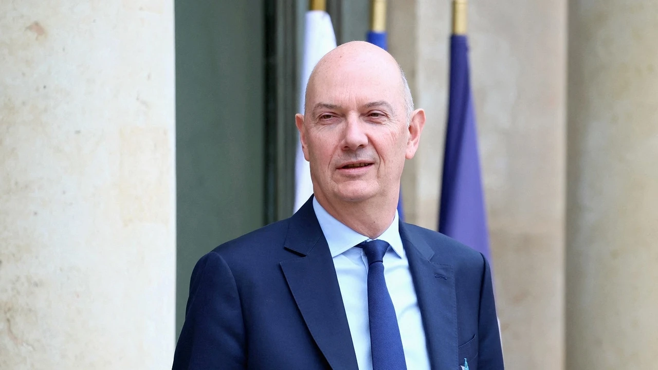 Roland Lescure, el fiel macronista que deberá componer el difícil presupuesto de 2026