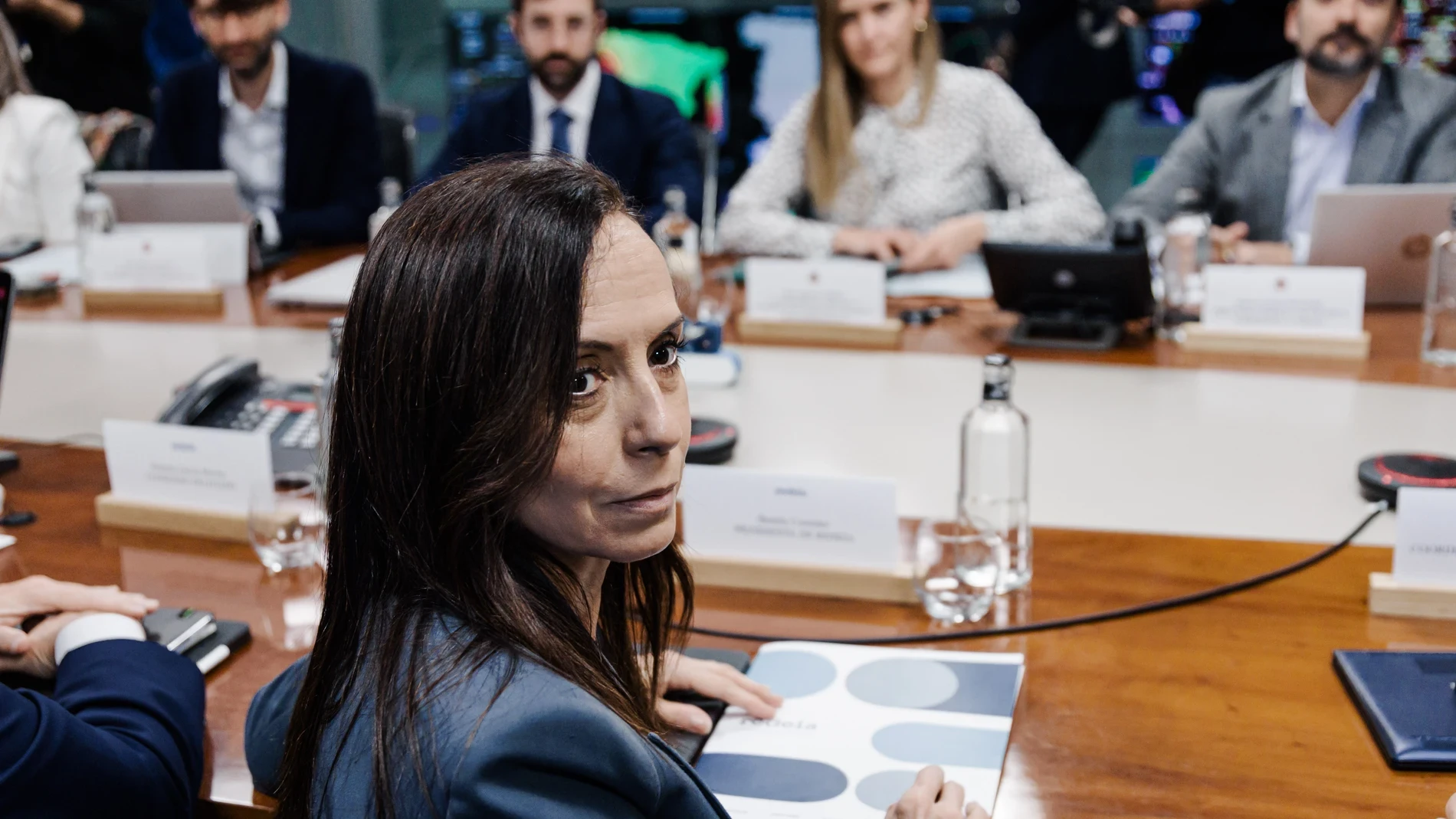 Un año de excusas y mucho ruido oficial